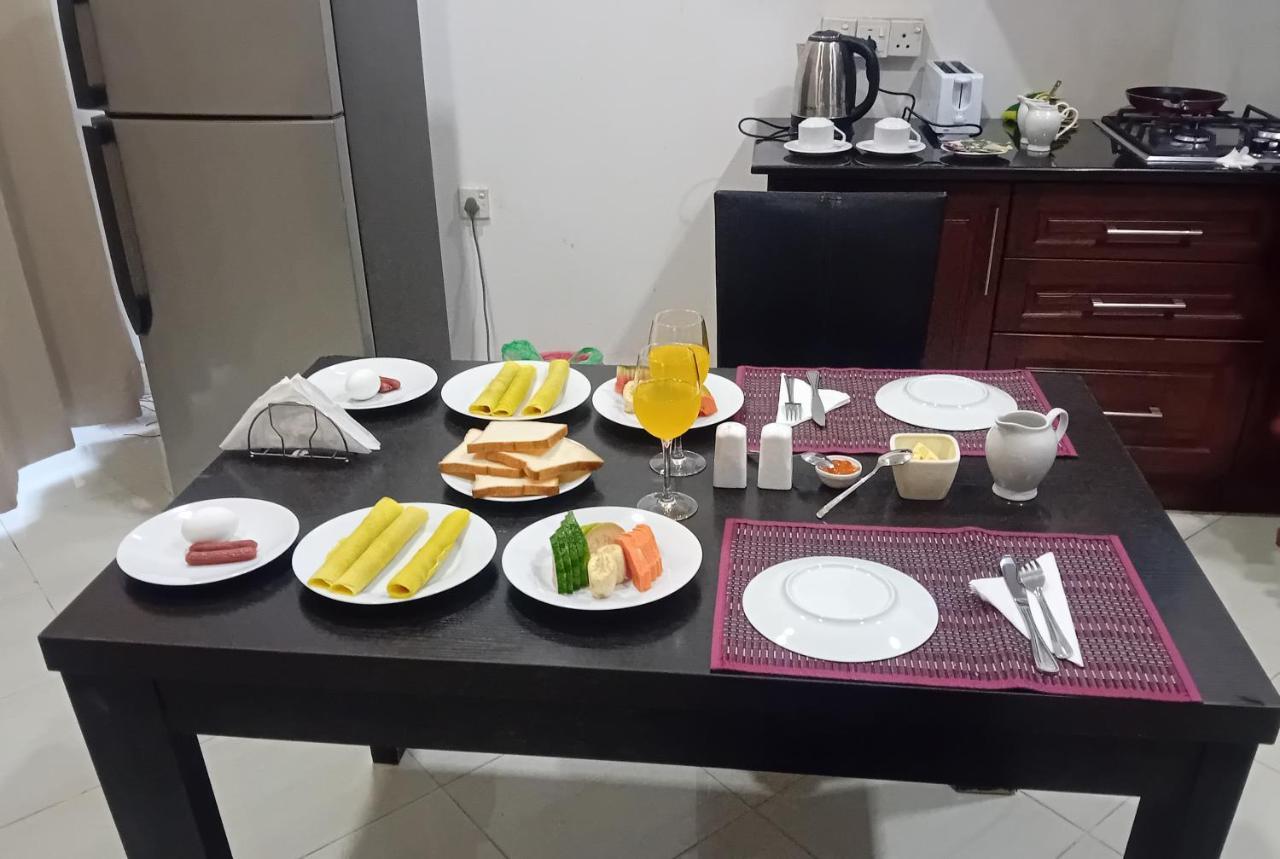 Hotel Blue Bird Negombo Zewnętrze zdjęcie