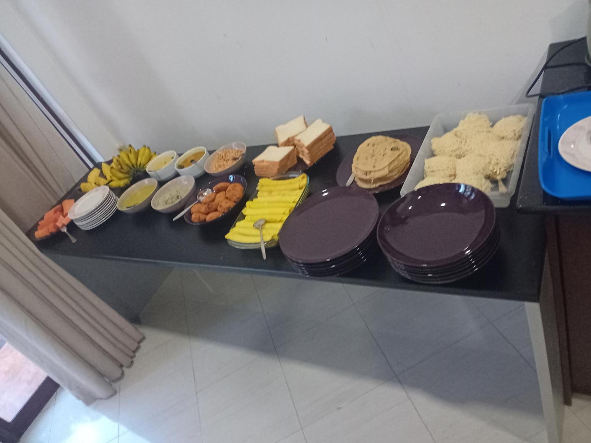Hotel Blue Bird Negombo Zewnętrze zdjęcie