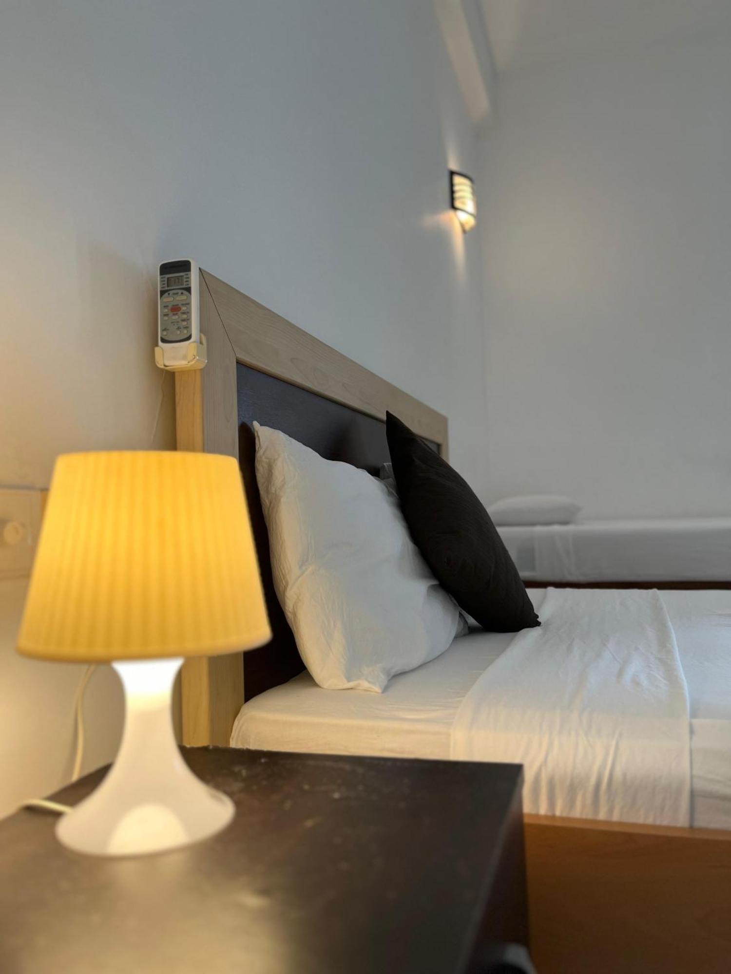 Hotel Blue Bird Negombo Zewnętrze zdjęcie